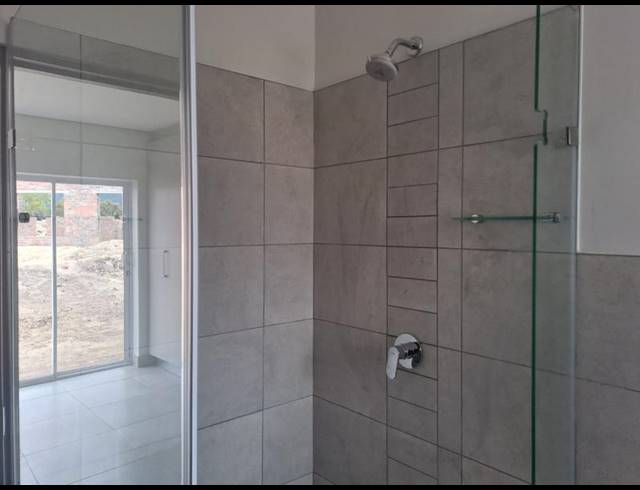 3 BEDROOM HOUSE FOR SALE IN GEORGE CENTRAL